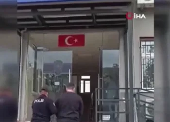 İstanbul polisi aranan 3 firariyi kıskıvrak yakaladı