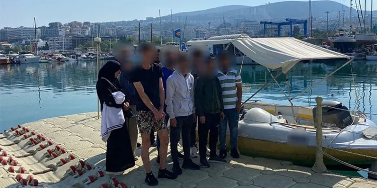 Jandarma göçmen kaçakçılarına göz açtırmıyor