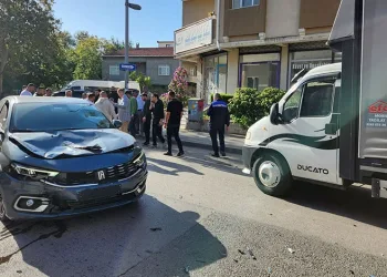 Otomobil ile motosiklet çarpıştı: 1 yaralı