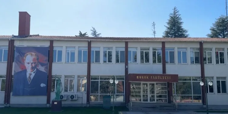 Ders çıkışı fenalaşan üniversite öğrencisi hayatını kaybetti