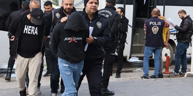 Aksaray merkezli 17 ildeki “Narkoçelik-41”operasyonunda 159 kişiden 20’si adliyede