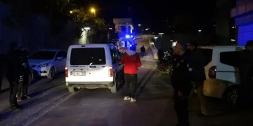 Hafif ticari aracın çarptığı 1,5 yaşındaki çocuk kurtarılamadı