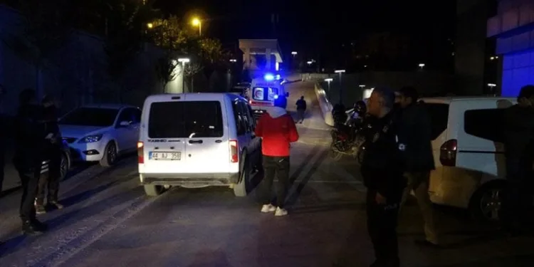Hafif ticari aracın çarptığı 1,5 yaşındaki çocuk kurtarılamadı