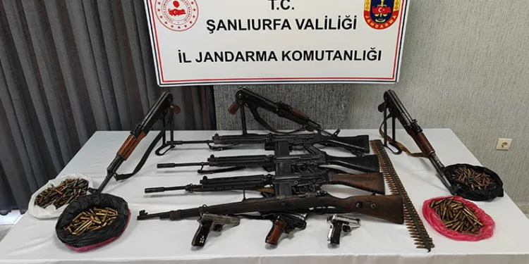 Şanlıurfa’da silah kaçakçılığı operasyonu: 3 gözaltı