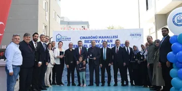 Çınarönü’nde anahtarlar teslim ediliyor