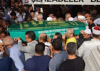 Müftü Ceyhan son yolculuğuna uğurlandı