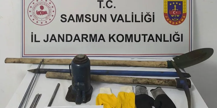Evinde 5 çeşit uyuşturucu ele geçen şahıs gözaltına alındı