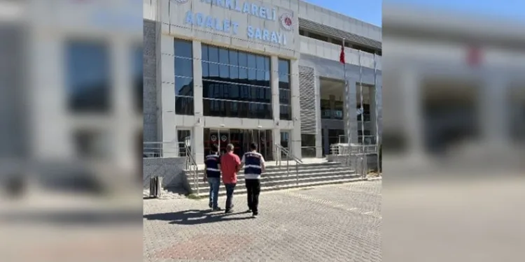 Kırklareli’nde 2 terör örgütü üyesi yakalandı