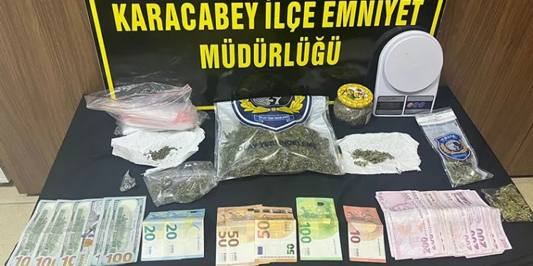 Bursa’da uyuşturucu tacirleri tutuklandı