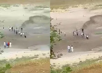 Bataklığa saplanan çocukları vatandaşlar kurtardı