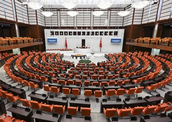 TBMM kapalı oturuma geçti