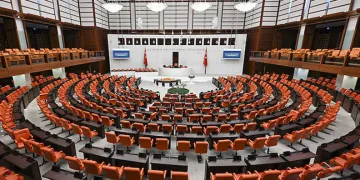 TBMM kapalı oturuma geçti