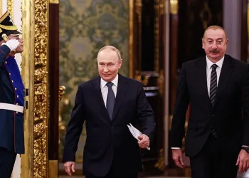 Aliyev, Putin ile görüştü