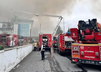 Soğuk hava deposu yangını kontrol altına alındı