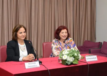 Neslihan Önderoğlu Nilüfer’de okurlarıyla buluştu