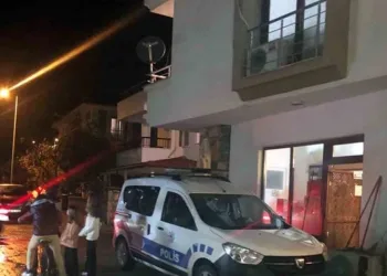 Kavgayı ayırmak isterken kendisine saldıran 4 kişiyi silahla vurmuştu, yakalandı