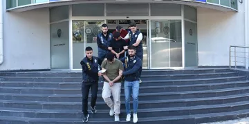 Berberin örgüt liderliği yaptığı çete çökertildi: 76 gözaltı