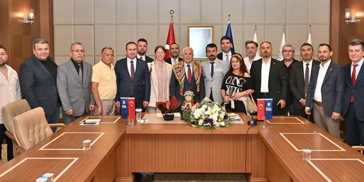 Bozbey, dernek ve STK’larla buluştu