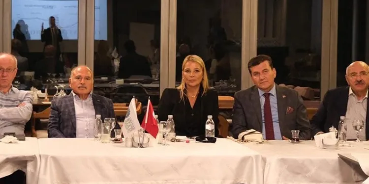 DOSABSİAD yönetimi ekonomi gündemini ele aldı