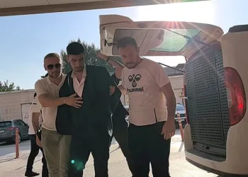 Bursa’da 2 genç kızı tehdit eden şahsın mesajı kan dondurdu
