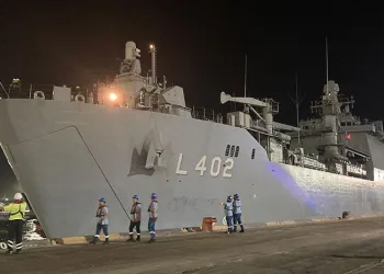 Lübnan’dan tahliye operasyonu