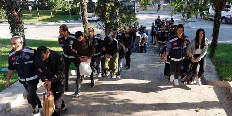 Bingöl’de jandarma ekipler suçlulara göz açtırmıyor
