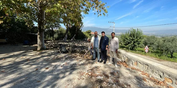 Gürle Mahallesi’nde meydan düzenlemesi başladı