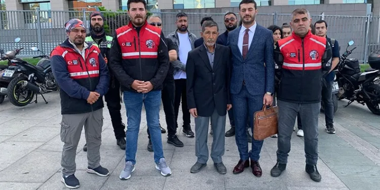 Antakya’da apartmanın çatısında yangın çıktı