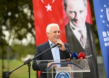 Büyükşehir Belediyesi’nden Erdem Saker’e vefa