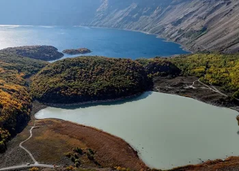 Nemrut Kalderası’nda sonbahar güzelliği