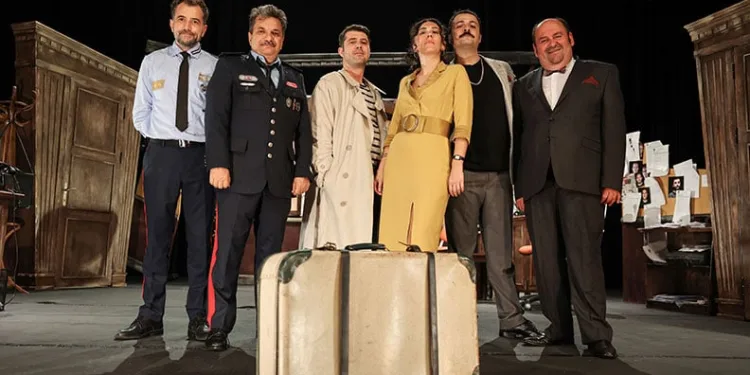 Bursa Şehir Tiyatrosu, ‘merhaba’ diyor