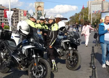 Merdivende piknik tüpüyle yapılan pişi yangın çıkardı
