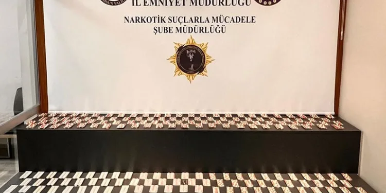 Samsun’da 3 bin 360 adet uyuşturucu ele geçirildi