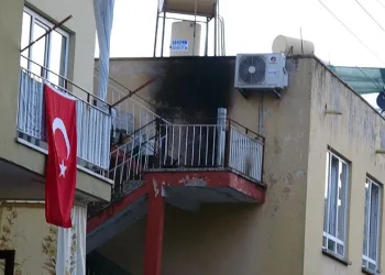 Merdivende piknik tüpüyle yapılan pişi yangın çıkardı