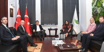 Erkan Aydın, belediye başkanlarını ağırladı