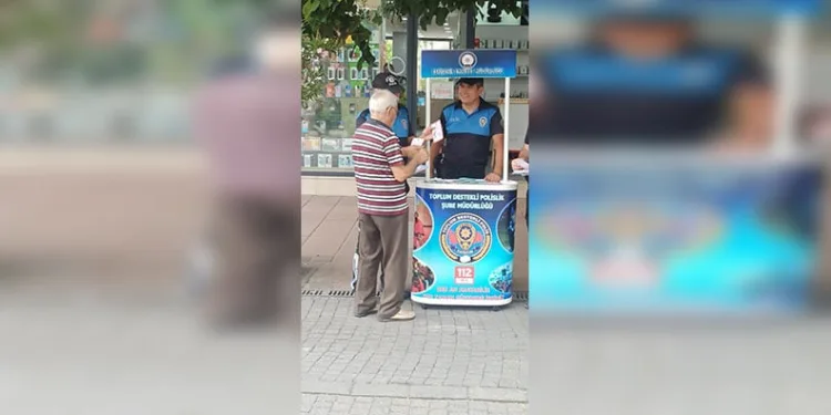Polisten vatandaşlara ‘yasa dışı bahis’ ve ‘dolandırıcılık’ bilgilendirmesi