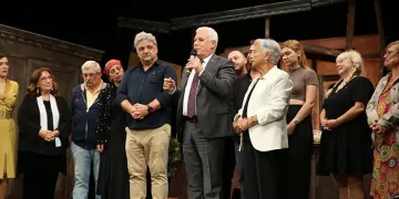 Bursa Şehir Tiyatrosu’ndan görkemli prömiyer