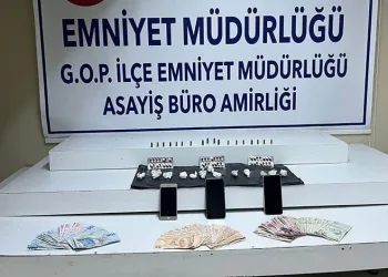 Uyuşturucu operasyonunda araması bulunan bir şahıs yakalandı