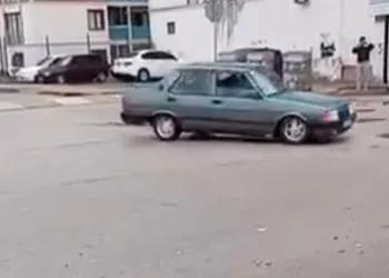 Bursa’da otomobiliyle dakikalarca drift attı