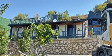 Bursa’da kaçak bir villa daha yıkıldı