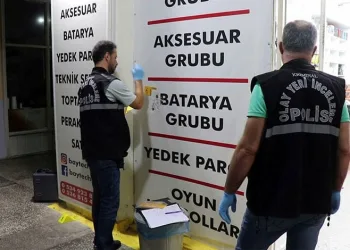 Borç sebebi ile dükkanı pompalı tüfekle bastı
