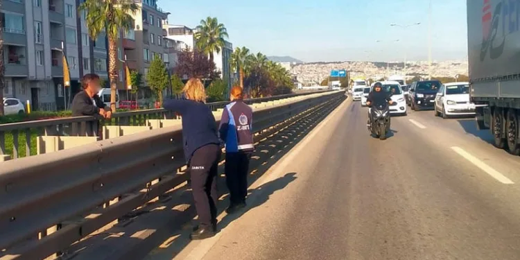 Kaçak silah satışı yapmaya hazırlanırken jandarmaya yakalandı