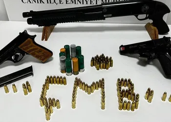 Elazığ’da otomobil takla attı: 1 yaralı