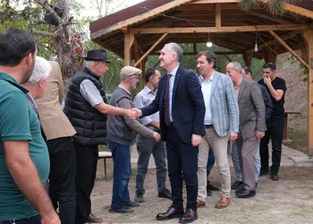 Alper Taban vatandaşlarla buluşuyor