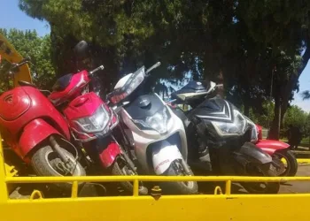 Jandarmadan okul önlerinde ve servis araçlarında denetim