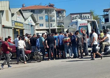 Polis memuruna cadde ortasında pompalı tüfekle saldırı