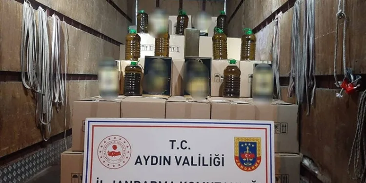 Aydın’da 14 bin litre sahte zeytinyağı ele geçirildi