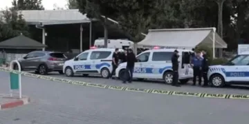 Mezarlıkta cinayet: Anne ve iki kızı öldürüldü