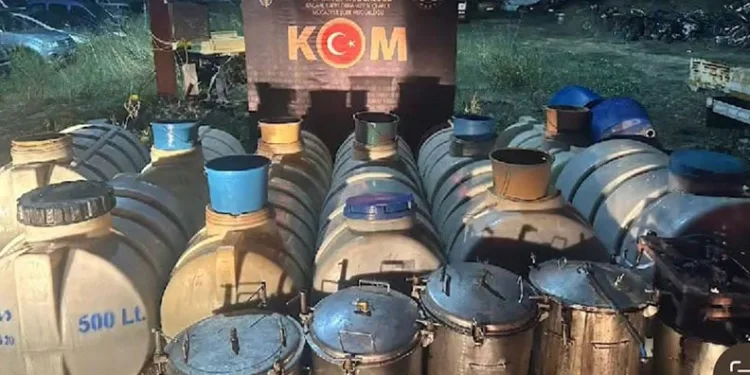 Bursa’da 4 ton sahte içki ele geçirildi
