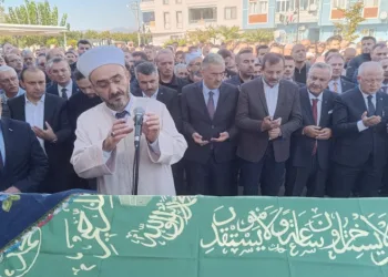 Gürsu Belediye Başkanı Mustafa Işık’ın Annesi Son Yolculuğuna Uğurlandı
